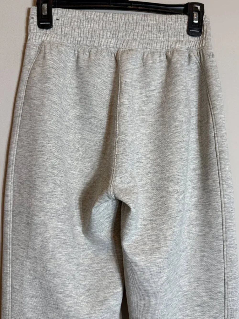 YPB Abercrombie & Fitch neoKNIT Jogger Sweatpants Womens XS Gray Athleisure NWOT